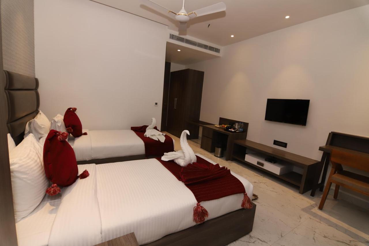 Econest Hotel Tarapith Ngoại thất bức ảnh