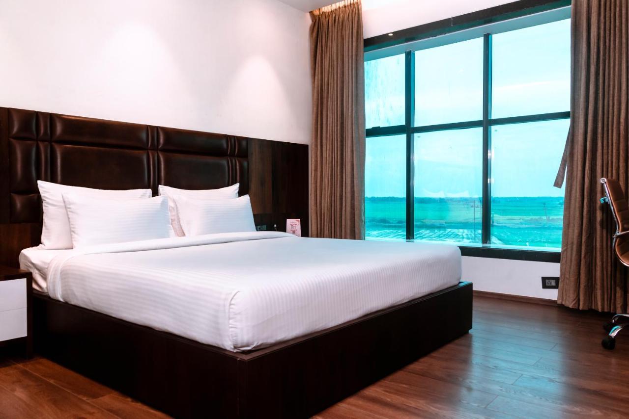 Econest Hotel Tarapith Ngoại thất bức ảnh