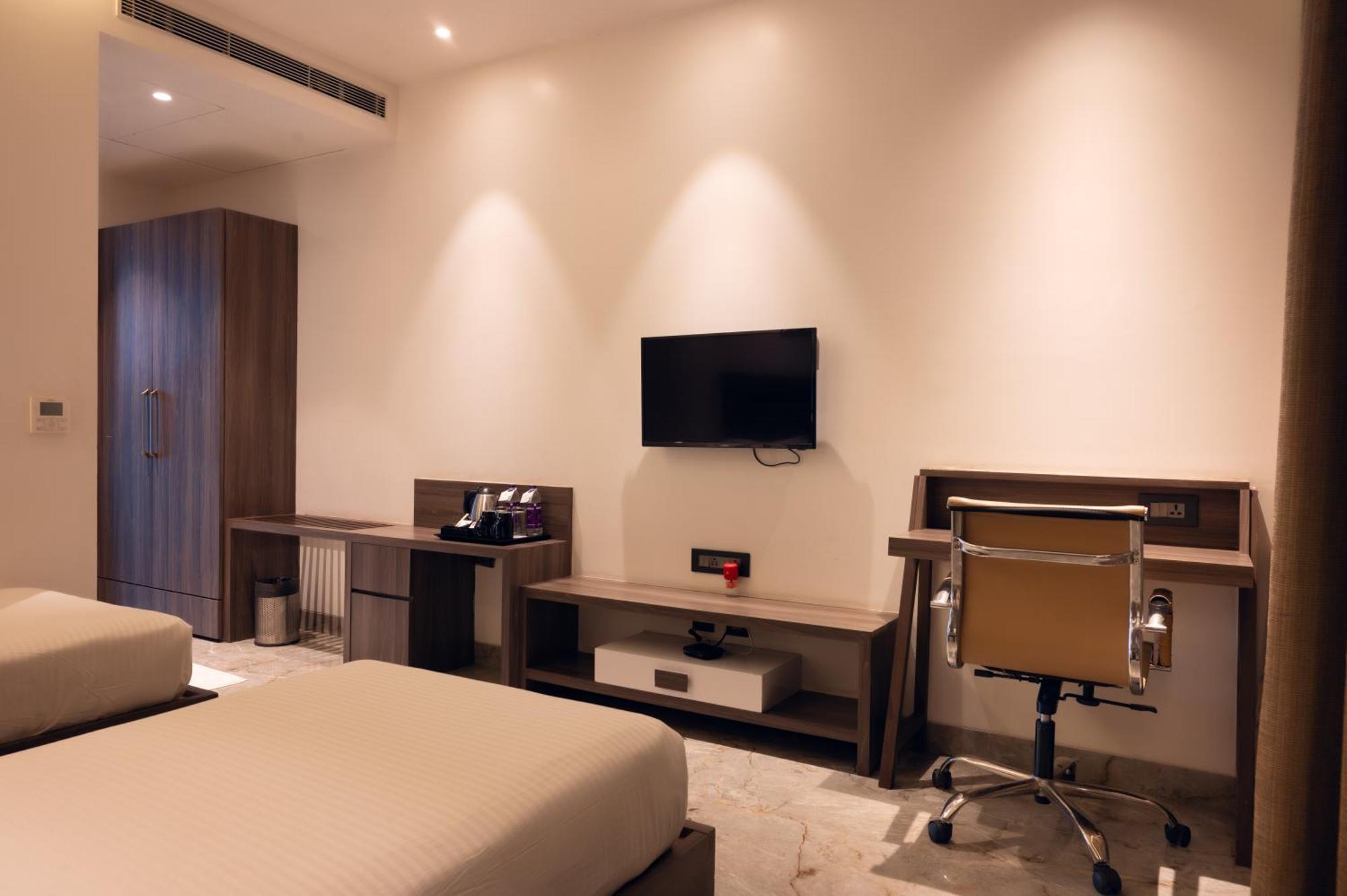 Econest Hotel Tarapith Ngoại thất bức ảnh