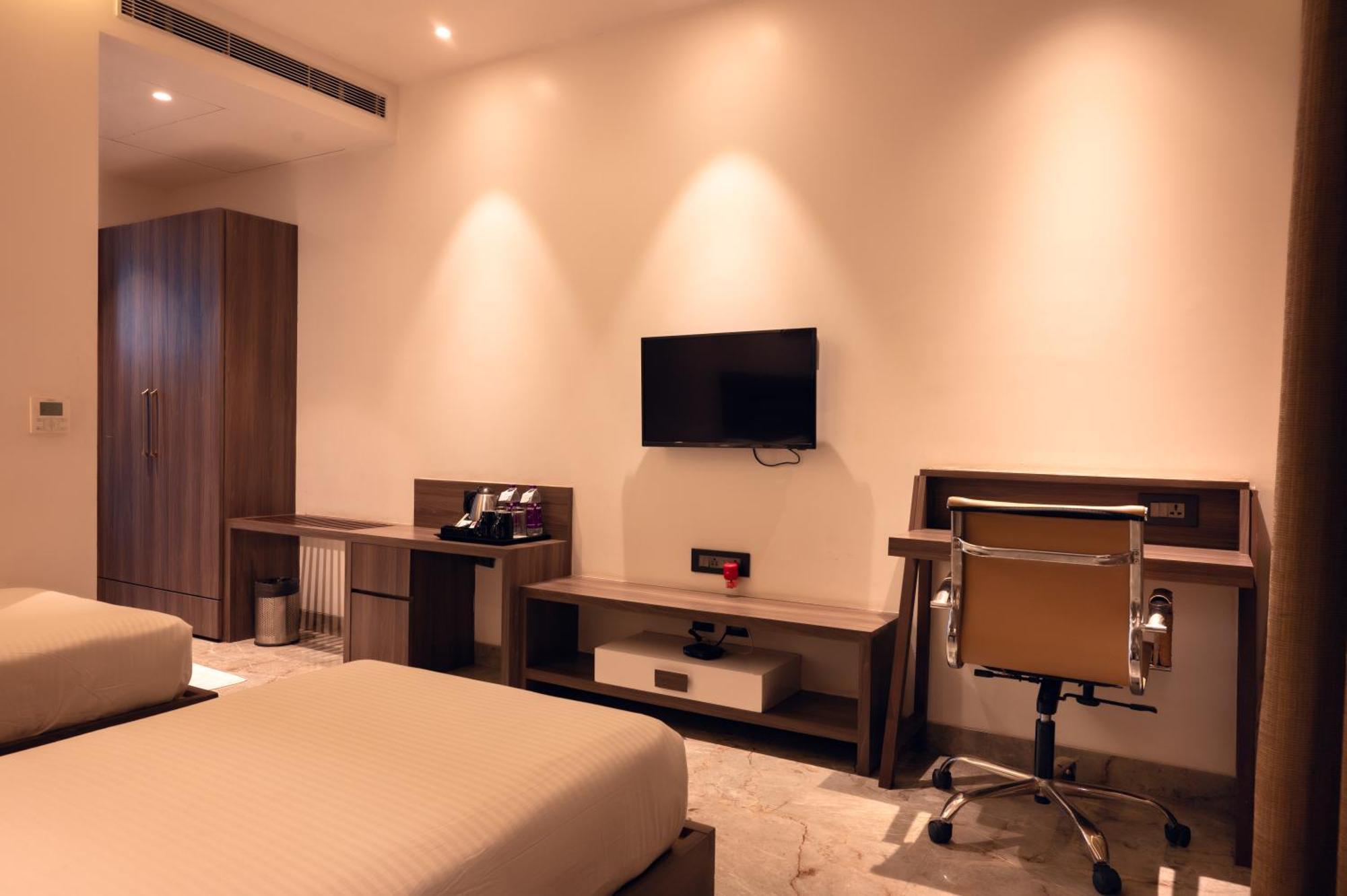 Econest Hotel Tarapith Ngoại thất bức ảnh