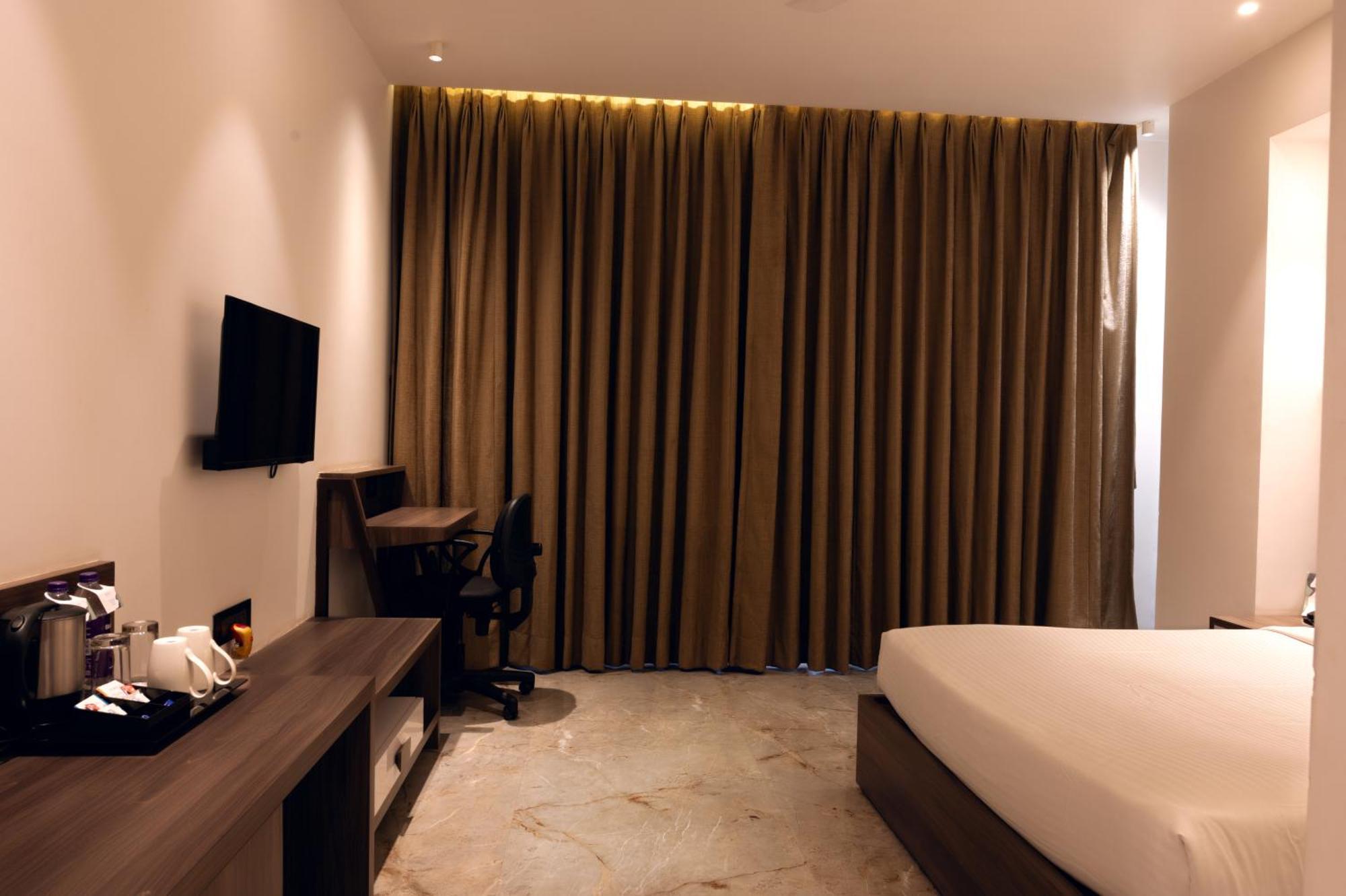 Econest Hotel Tarapith Ngoại thất bức ảnh
